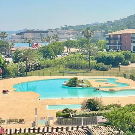 Lamoma 4 Person Air-conditioned Beachfront&lagoon Pool 公寓