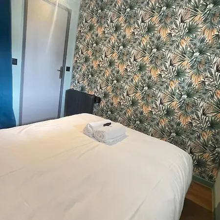 Lamoma 4 Person Air-conditioned Beachfront&lagoon Pool 公寓
